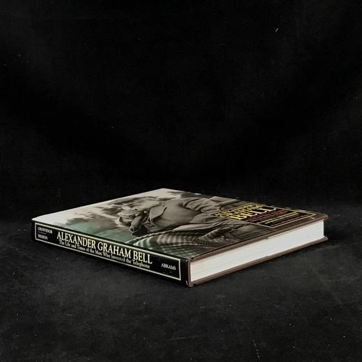 亚历山大·贝尔：电话发明者的生平与时代 400幅插图 精装大16开 商品图1