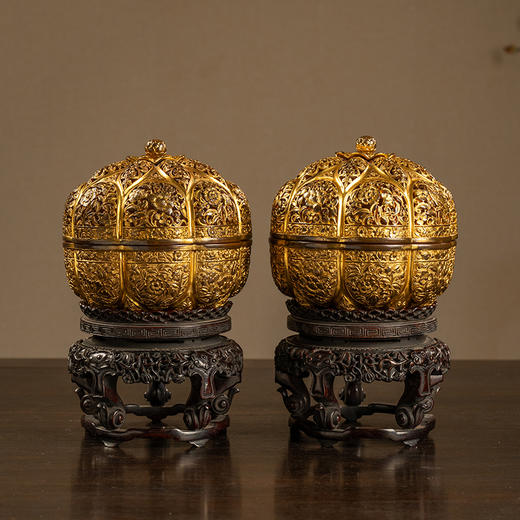 清 铜鎏金花卉纹花口香薰及紫檀座（一对） 商品图0