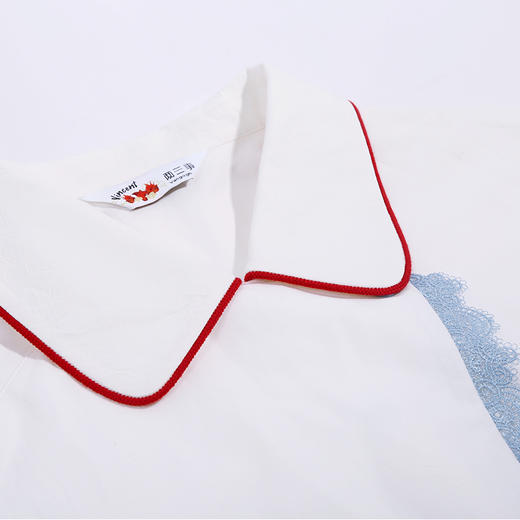 两三事寄往春天2024新款鸢尾花贴布白色长袖小众衬衫时尚薄荷曼波 商品图1