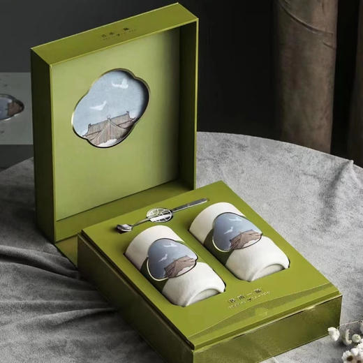 新茶上市 信隆晟信阳毛尖茶明前特级嫩芽125克×2盒“传承一味”陶瓷罐礼盒装黑龙潭新茶 商品图1