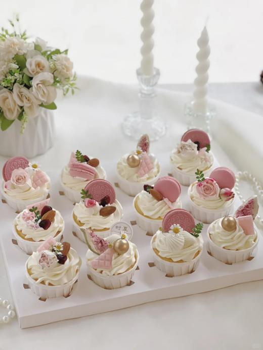 动物奶油 | 浪漫夏季玫瑰杯子蛋糕 商品图0