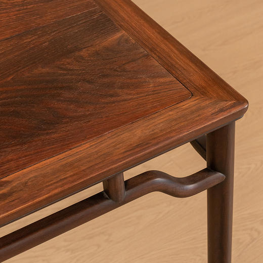 清 红木罗锅枨矮栳方桌 商品图3