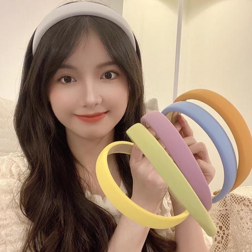 鹿鹿推荐• 甜美糖果色发窟 商品图0