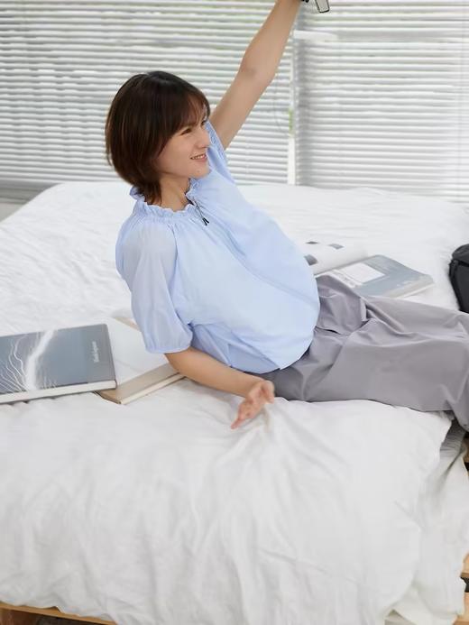 步履不停/4B23103C/花苞领短袖外套 商品图4