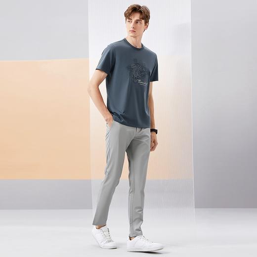 【冰藻泥】柒牌圆领短袖T恤男夏季新款时尚龙纹刺绣透气凉感上衣	126T71640 商品图3