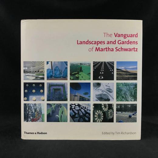 玛莎·施瓦茨的先锋景观与花园 300幅彩色插图 精装大16开 商品图0