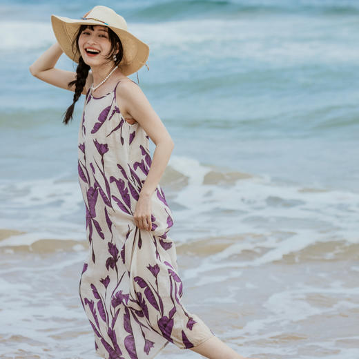 绽放旅行女装306朵/萱草花印花吊带裙旅游穿搭海边度假连衣裙 商品图0