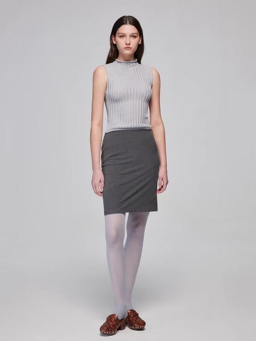 Simple Project/M24106/尼龙混纺坑条针织高领卷边短款紧身背心 商品图4