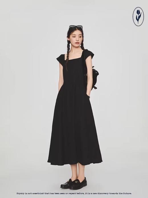 shyshystill/shy202305008/黑色麻感小扣子法式复古显瘦氛围感连衣裙 商品图0