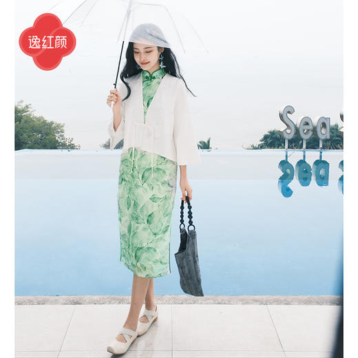 上海逸红颜安初2025年夏季新款棉麻包肩袖新中式手工盘扣钉珠旗袍 商品图3