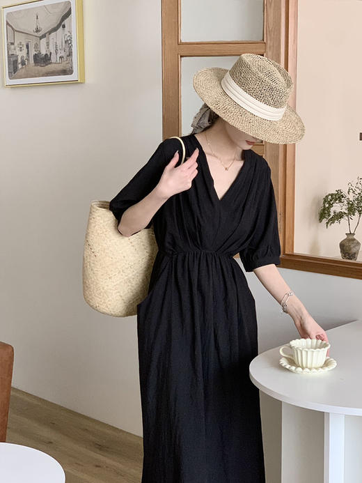 AVANN法式气质V领褶皱连衣裙8848 商品图2