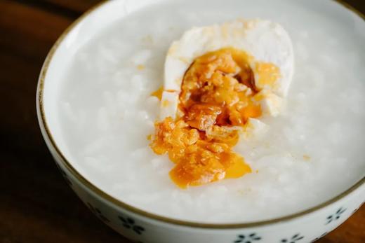 【轻盐蟹皇蛋礼】古法裹红泥烤制，轻咸淡淡柴烤香，蛋黄质细且油多 商品图3