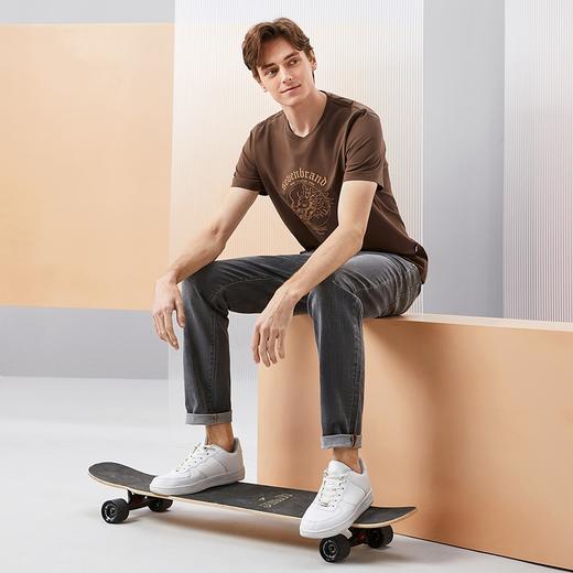 【凉感索罗纳】柒牌短袖T恤男夏季新款时尚龙纹绣花圆领休闲上衣	126T71960 商品图3