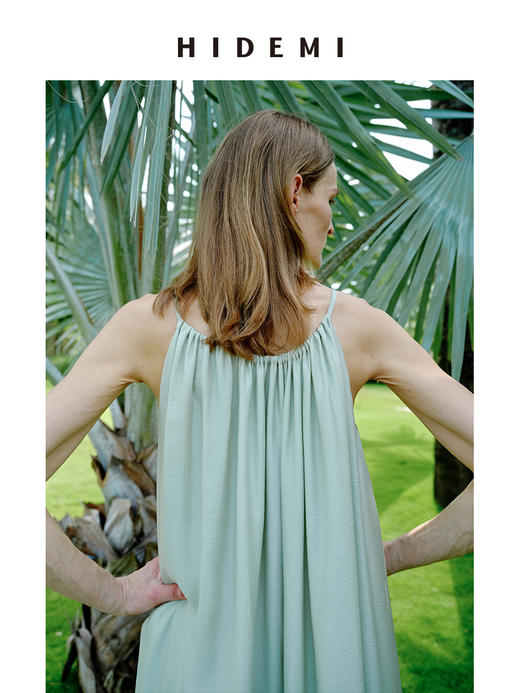 HIDEMI 度假系列抽绳设计感系带式褶皱大裙摆吊带连衣裙 薄荷曼波绿/深棕色 商品图7