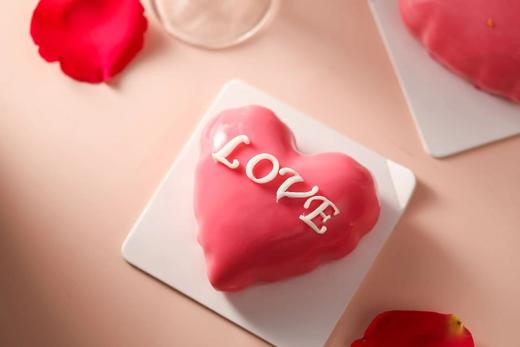 香草可可樱桃酒心儿慕斯甜品 商品图0