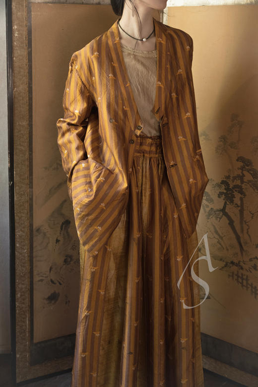 Mutedance  鎏金色双面真丝夹克 商品图2