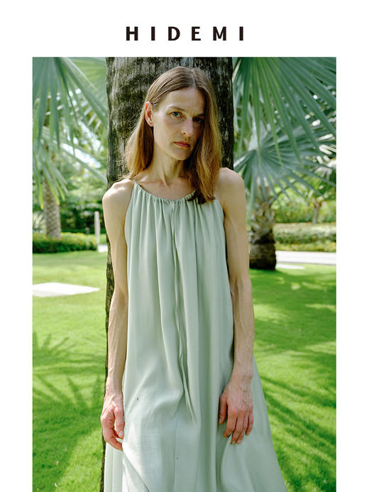 HIDEMI 度假系列抽绳设计感系带式褶皱大裙摆吊带连衣裙 薄荷曼波绿/深棕色 商品图9