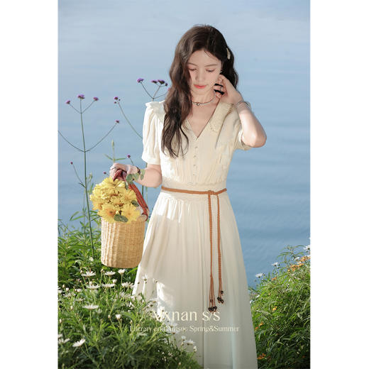 鹿向南 「月光手礼」温柔气质V领连衣裙L37001 商品图2