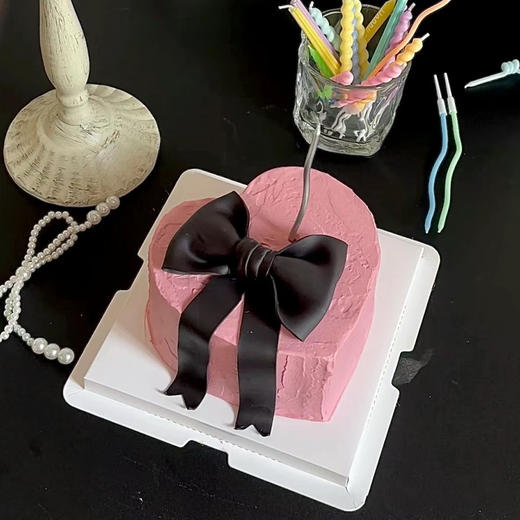 黑粉爱心蝴蝶结蛋糕（百分百进口动物奶油） 商品图0