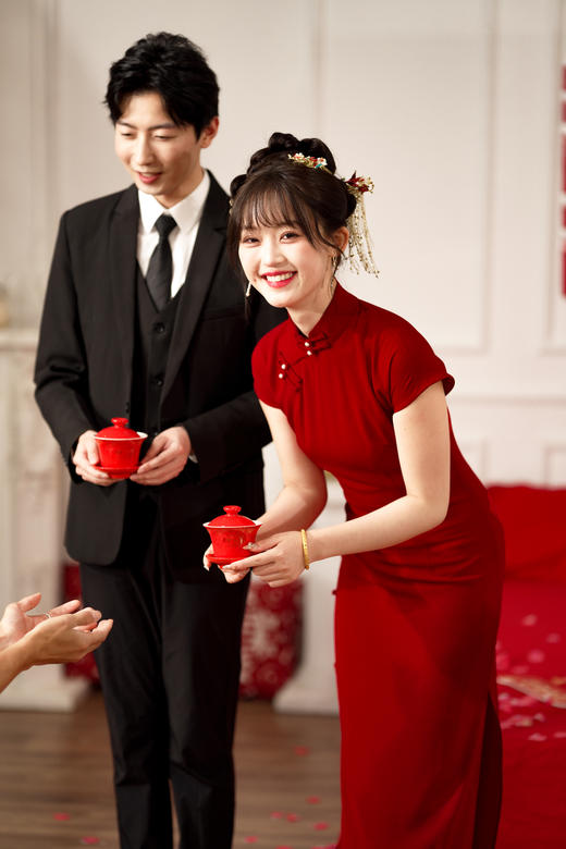 【多件多折】改良版旗袍红色中长款女夏季醋酸面料高端小个子修身连衣裙子妗鸿 商品图6