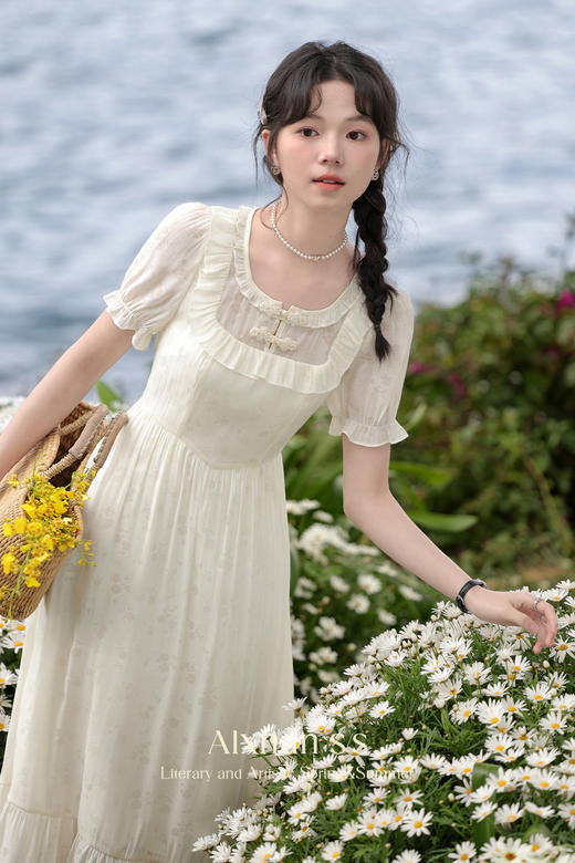 【6折秒杀】鹿向南「江南花坊」法式设计感连衣裙夏季新款高级气质a字裙L37203 商品图5