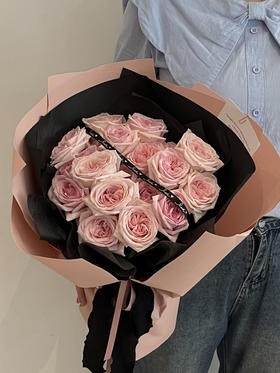 轻盈释爱· 花束