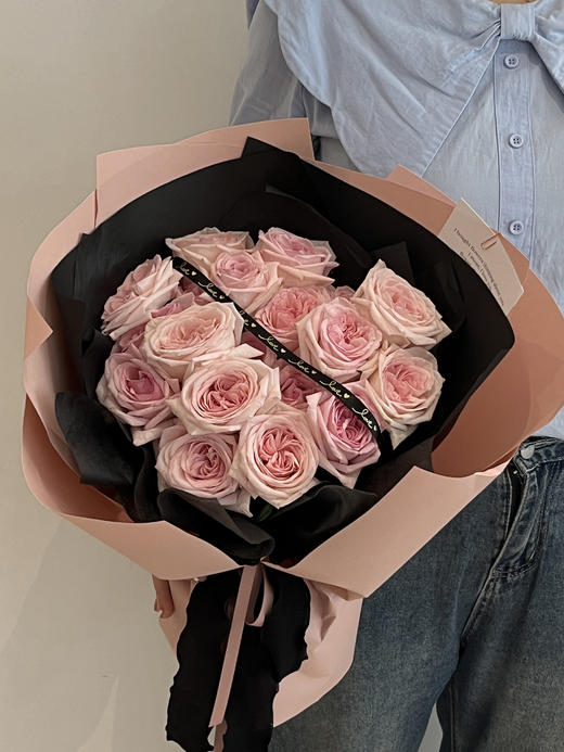 轻盈释爱· 花束 商品图0