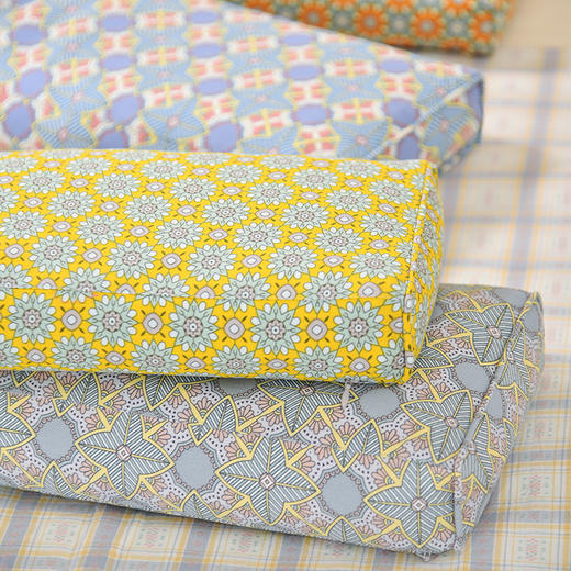 雪花系列小长方枕旅行便携护颈椎荞麦皮睡眠四季 商品图1