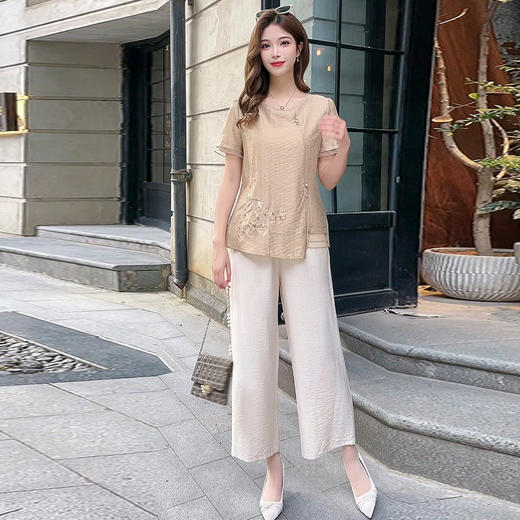 QYM YZY2467-Y妈妈装休闲两件套不对称小衫+直筒裤套装 商品图2