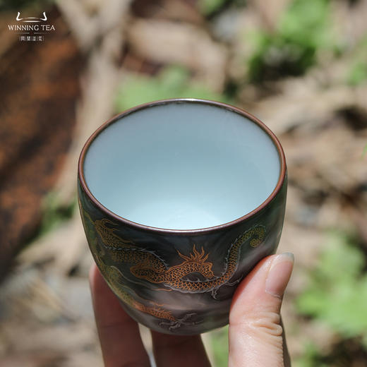 问鼎铁胎汝窑青枫杯（墨彩描金龙纹） 商品图2