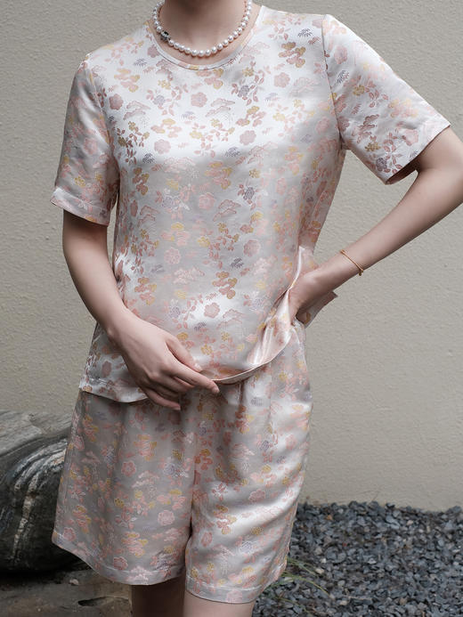 盛唐婧 |真丝宋锦朱颜粉黛短裤 商品图5