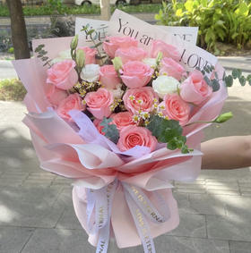 【美满幸福】19朵黛安娜玫瑰，精品花束
