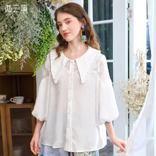 两三事 烟云轻抚 2024夏季新款甜美荷叶边大翻领灯笼袖衬衫女宽松 商品图0