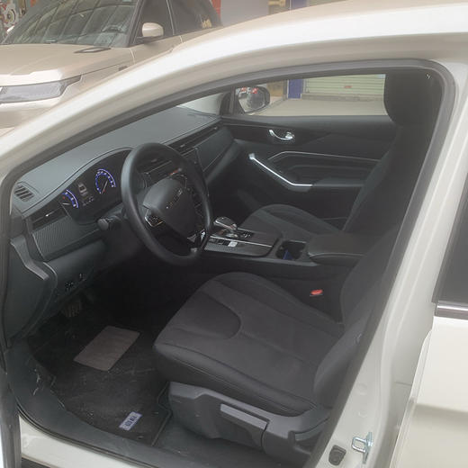 启辰 D60EV PLUS 智行版 RJ型【月租-广州】 商品图4