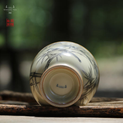 问鼎汝瓷鼎峰柴窑（高温彩）玉珀釉紫烟杯（竹报平安） 商品图3