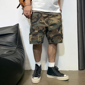 徐太浪美式复古迷彩工装裤男夏季时尚军旅宽松直筒休闲裤大码短裤