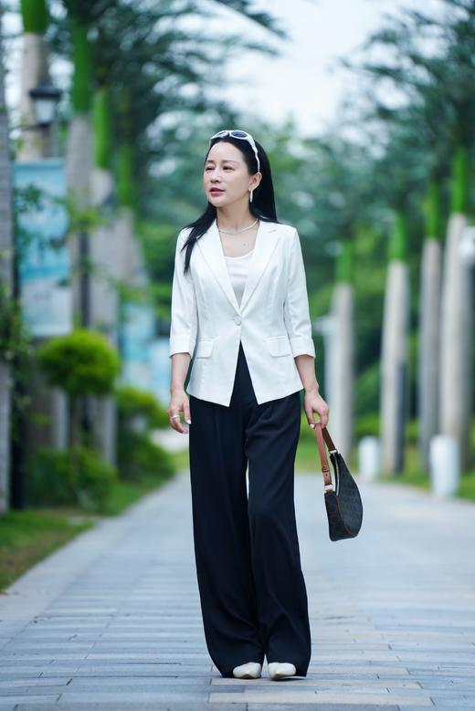 臣禾	潇洒西裤	JZ242060101 商品图1