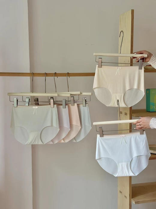 RH冰丝女士无痕内裤（1盒6条） 商品图0