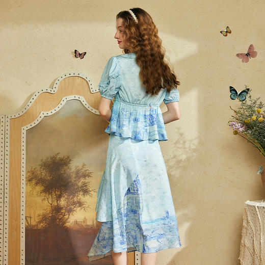 两三事梵高文艺星流羽絮2024夏新款复古印花流苏绑带泡泡袖衬衫女 商品图3