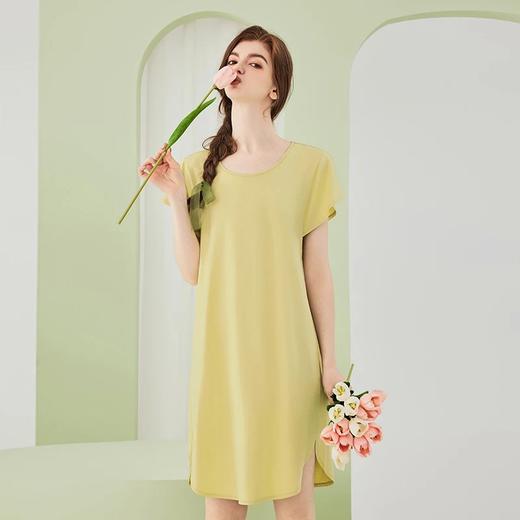 胸垫一体防凸点女士睡衣裙，上身穿着感要舒适，面料成分清晰安全，上身不束缚、不闷汗，临时外穿出门都可 商品图3