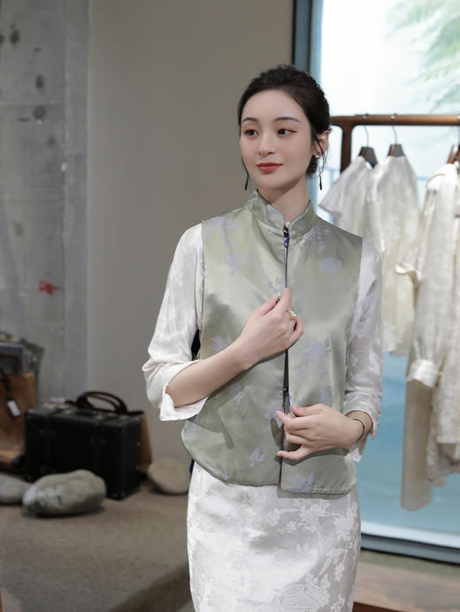 盛唐牡丹 |孔雀蓝交织提花真丝马甲(面料特性会有微瑕 介意勿拍) 商品图8