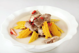 玉米炖排骨汤