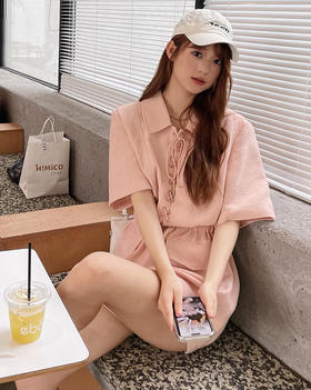 今日穿搭：都市街头的宠儿，帅气中的小傲娇