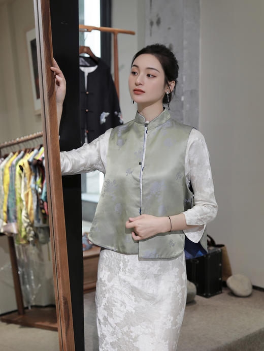 盛唐牡丹 |孔雀蓝交织提花真丝马甲(面料特性会有微瑕 介意勿拍) 商品图9