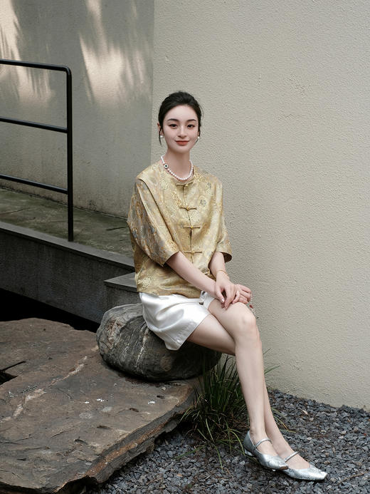 盛唐婧 |真丝花罗圆形花卉上衣 商品图5