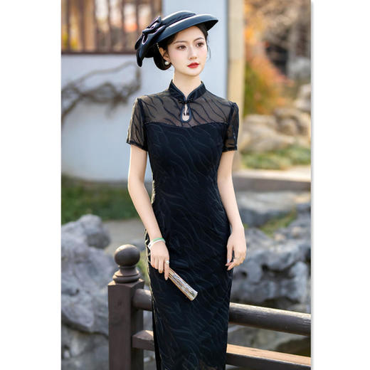时尚改良新中式弹力蕾丝旗袍 商品图2