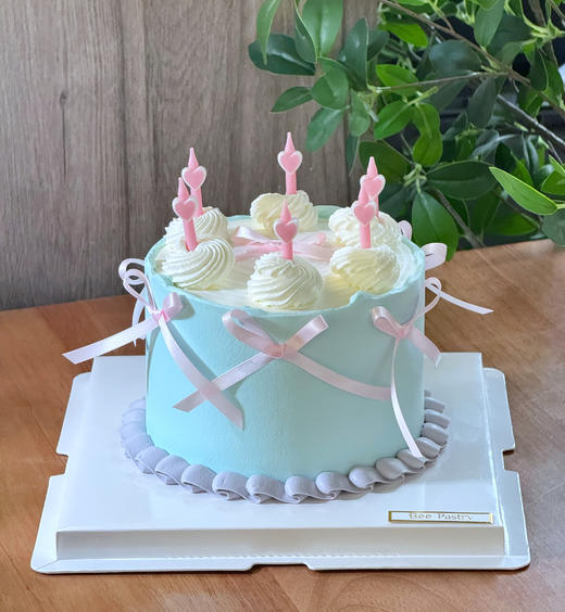 爱心蜡烛丝带蛋糕  商品图0