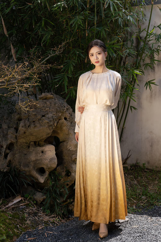 荷言GL 白沙堤 米白黄色渐变改良马面裙 商品图0