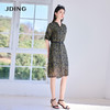 【商场同款】CJDJ514  “ 几何印花连衣裙 ”  橄榄绿色的几何花型连衣裙低调 稳重 H版型及膝长度 利落包容 再生纤维有良好的透气性和调湿功能 商品缩略图2