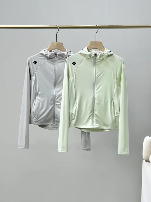 点此购买 迪桑特夏季女士冰感运动户外轻薄皮肤衣外套防晒衣 qk 288704 商品图0